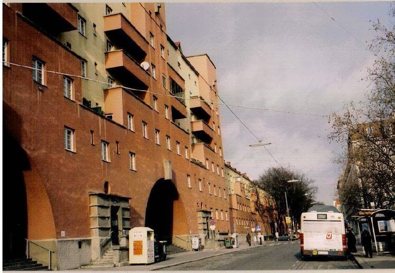 Karl Marx-Hof: The World's Longest Residential Landmark