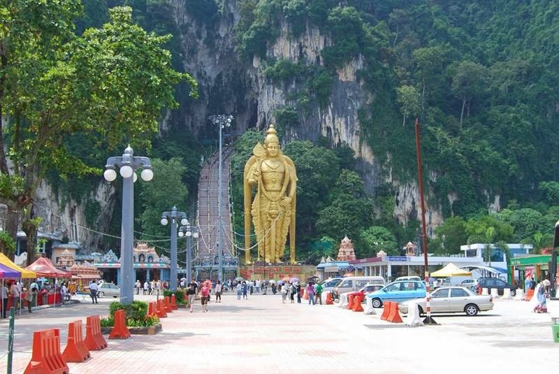 Majestic Batu Caves: A Temple of Wonder and History