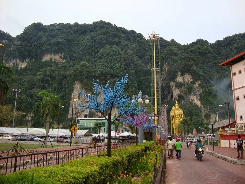 Majestic Batu Caves: A Temple of Wonder and History