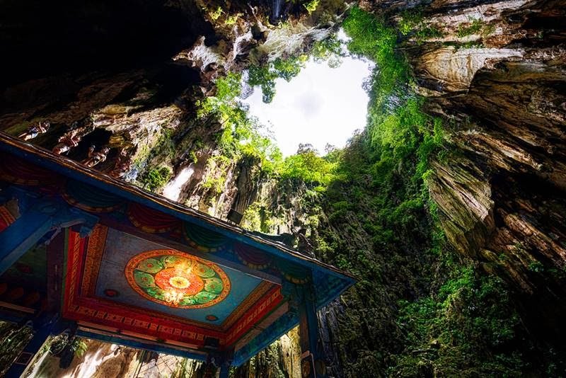 Majestic Batu Caves: A Temple of Wonder and History